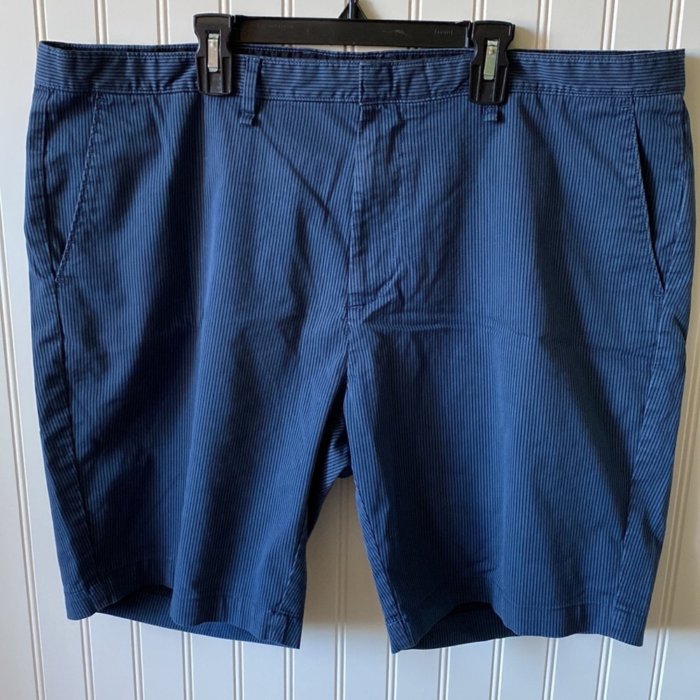 CALVIN KLEIN SLIM FIT SHORTS